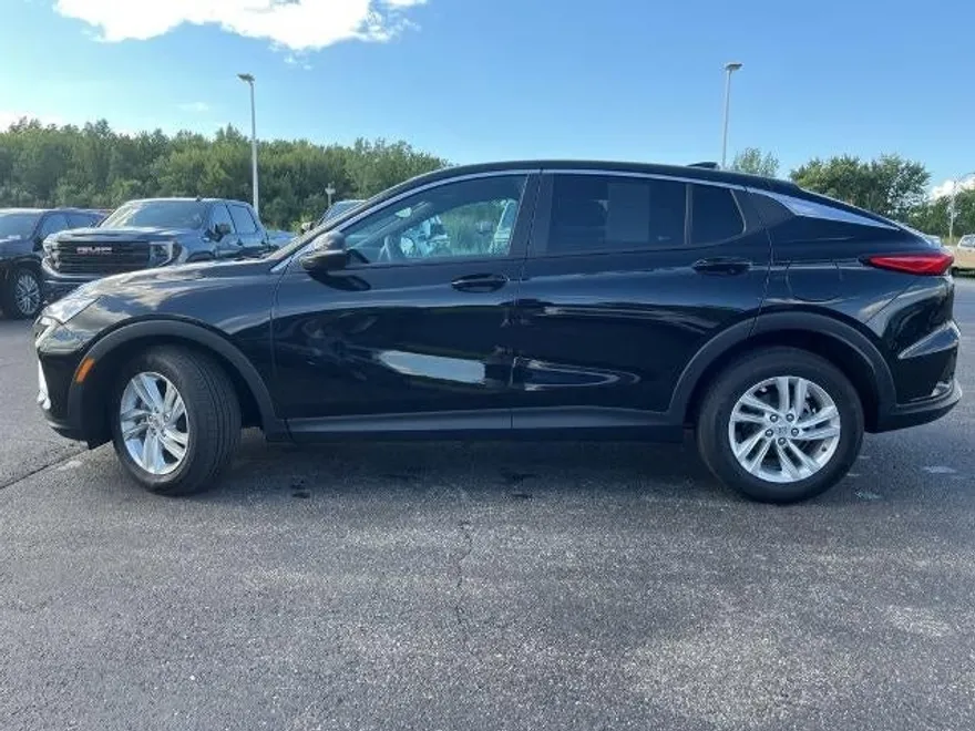 2024 Buick Envista Preferred photo 1