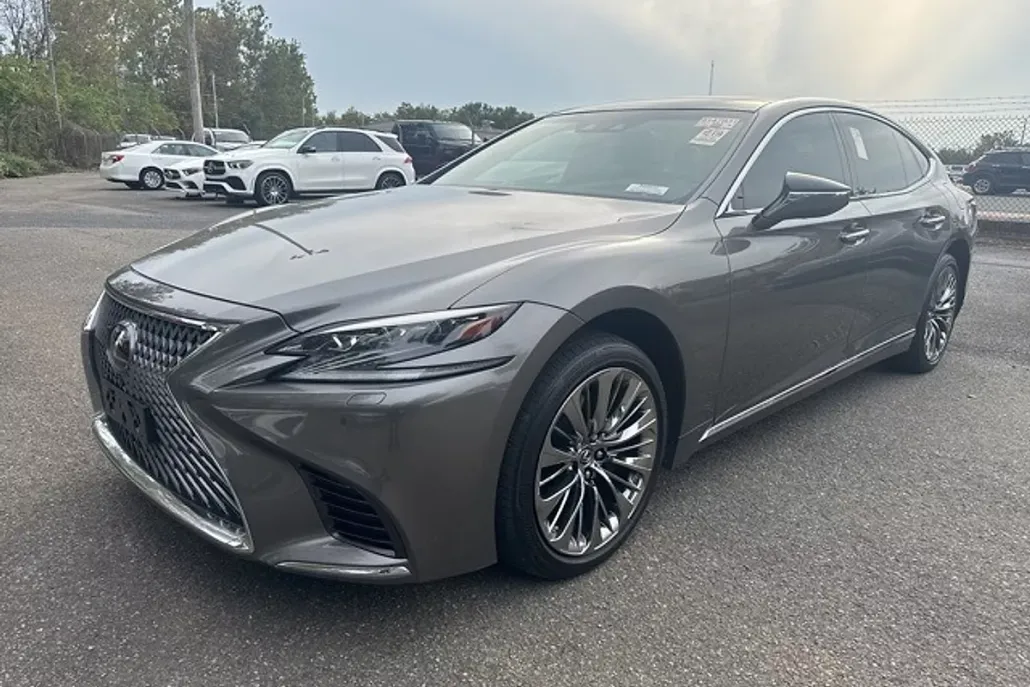2019 Lexus LS 500 Luxury photo 1