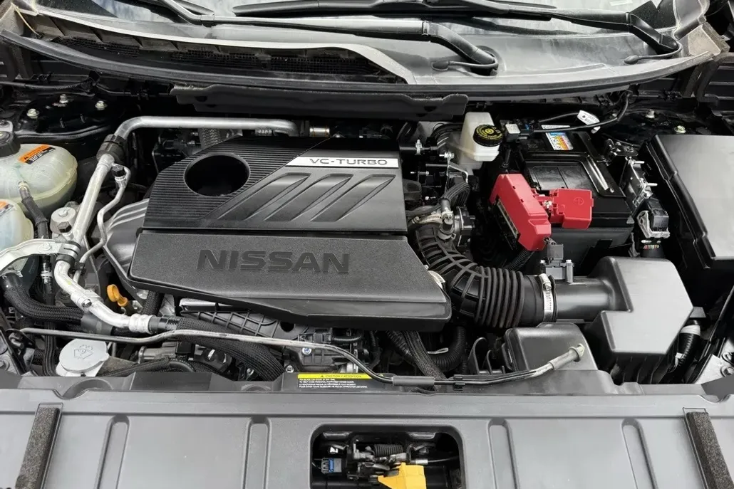 2023 Nissan Rogue SV photo 1