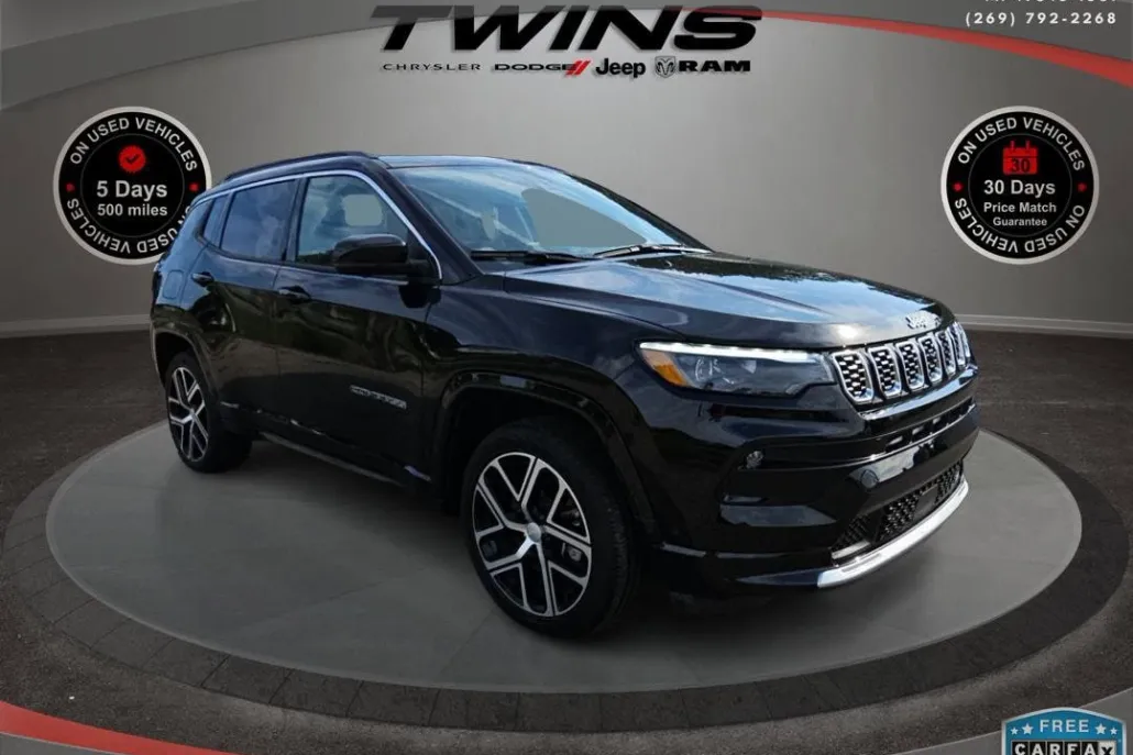 2024 Jeep Compass Limited photo 1