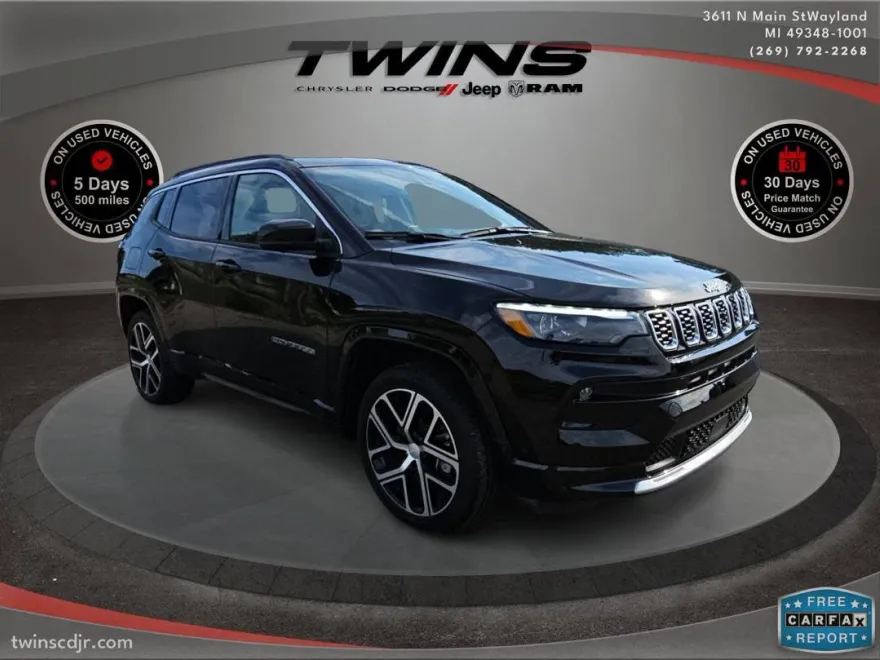 2024 Jeep Compass Limited photo 1