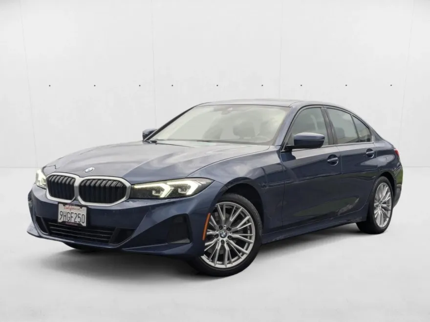 2023 Bmw 330i photo 1