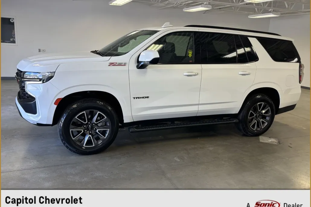 2021 Chevrolet Tahoe Z71 photo 1