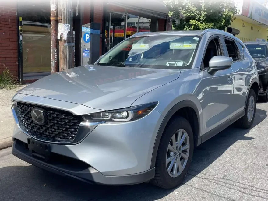 2023 Mazda CX-5 2.5 S Preferred photo 1