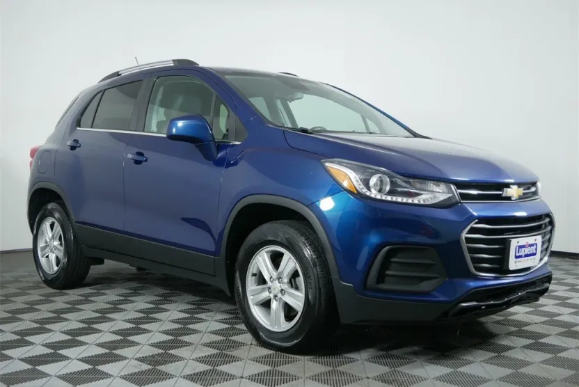 2020 Chevrolet Trax LT photo 1