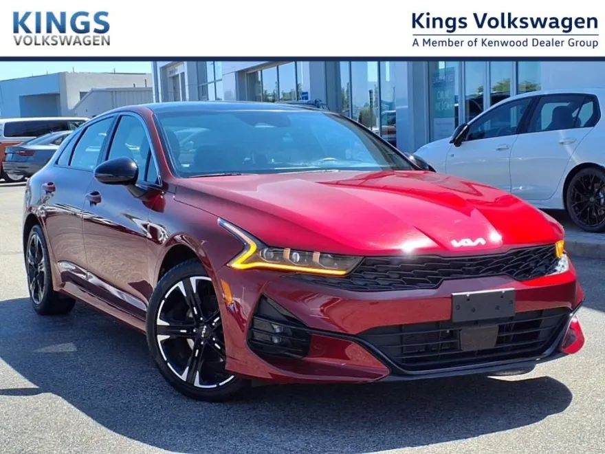 2023 Kia K5 GT-Line photo 1