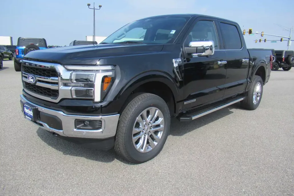 2025 Ford F-150 Lariat photo 1