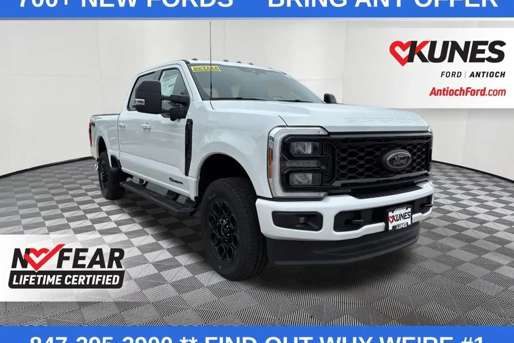 2025 Ford F-250 Lariat photo 1