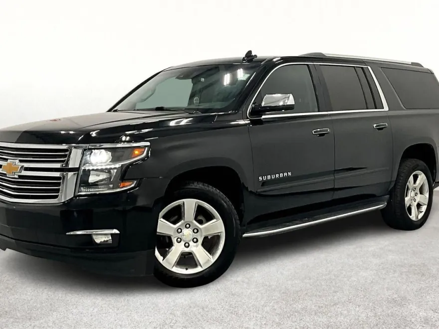 2017 Chevrolet Suburban Premier photo 1