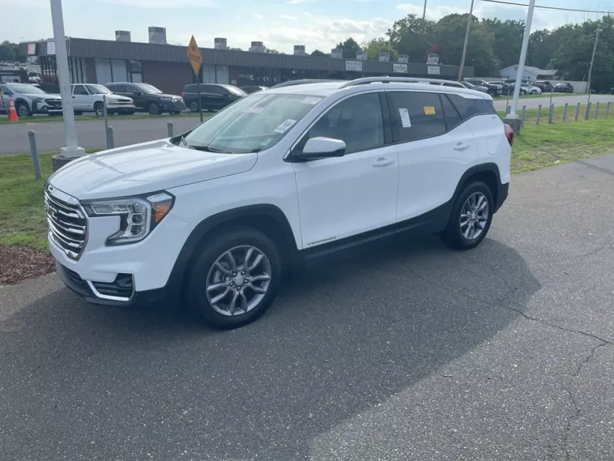 2023 Gmc Terrain SLT photo 1
