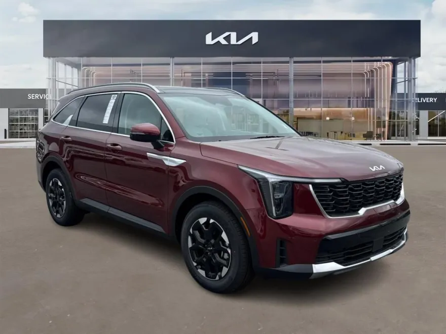 2025 Kia Sorento S photo 1