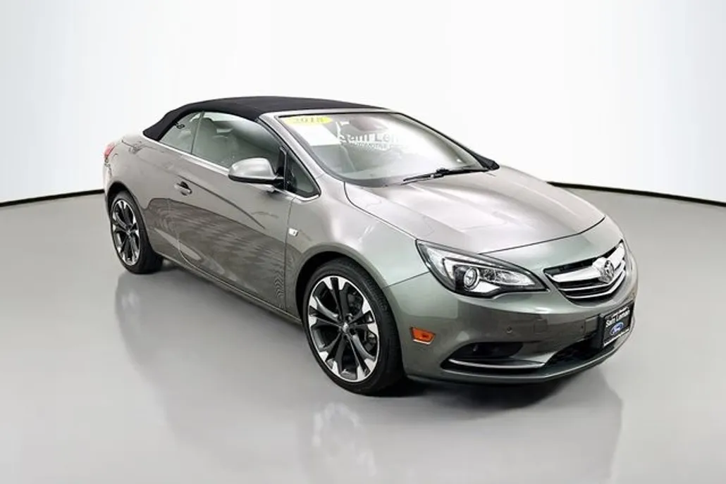 2018 Buick Cascada Premium photo 1