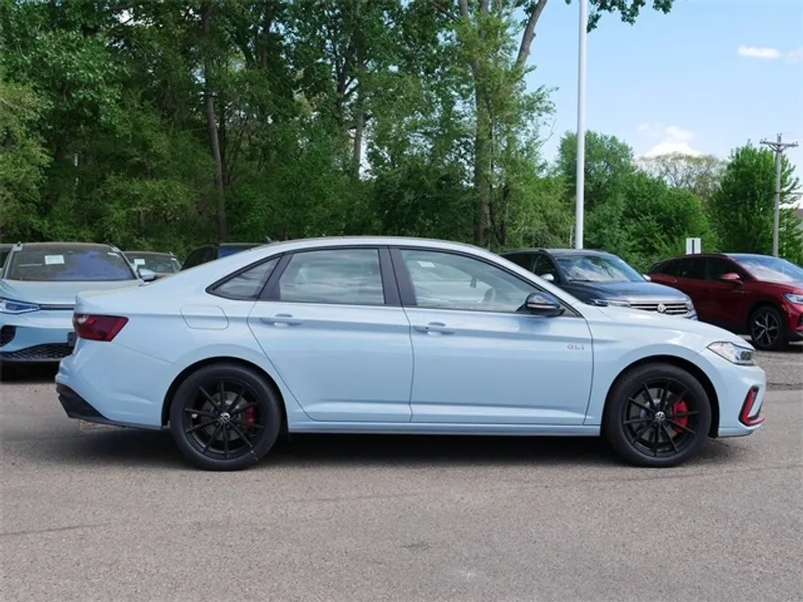 2025 Volkswagen Jetta GLI 2.0T Autobahn photo 1
