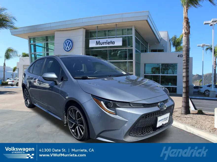 2022 Toyota Corolla Hybrid LE photo 1