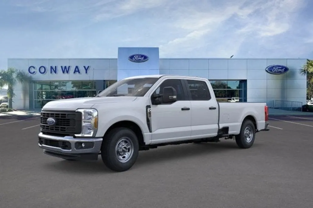 2025 Ford F-250 photo 1