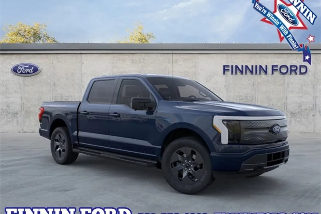 2025 Ford F-150 Lightning photo 1