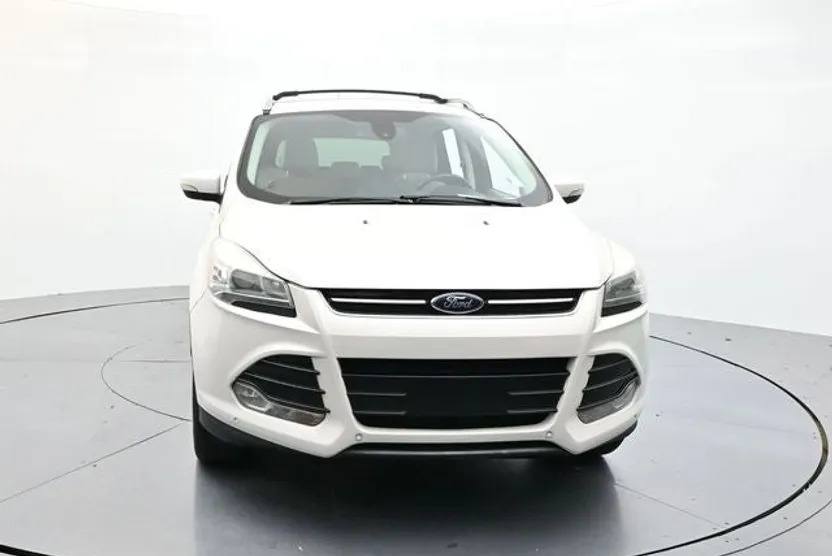 2014 Ford Escape Titanium photo 1