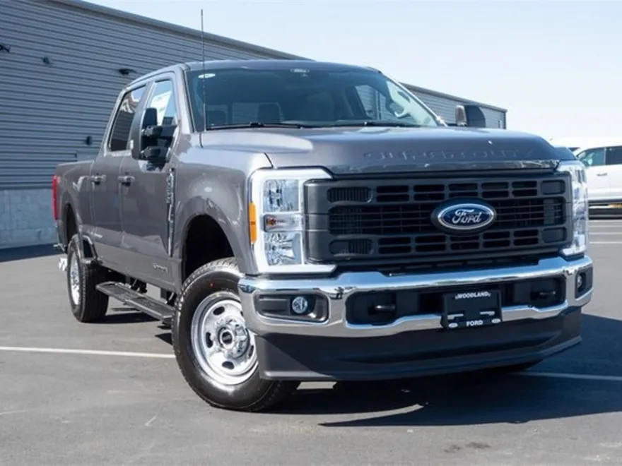 2025 Ford F-250 XL photo 1