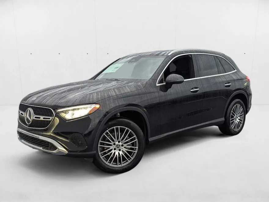 2025 Mercedes Benz GLC 300 photo 1