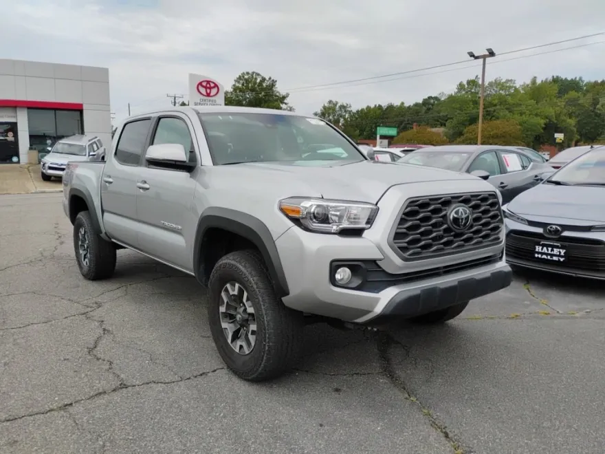 2023 Toyota Tacoma TRD Off-Road 4x4 photo 1
