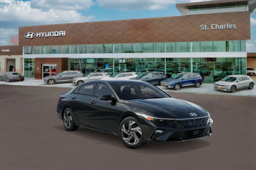 2025 Hyundai Elantra SEL Sport photo 1