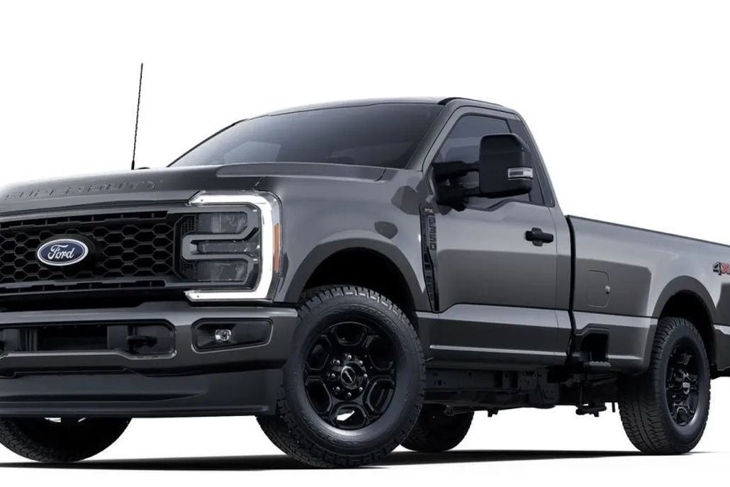 2025 Ford F-350 photo 1