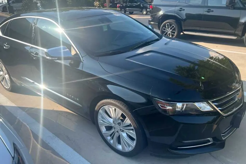 2015 Chevrolet Impala LTZ photo 1