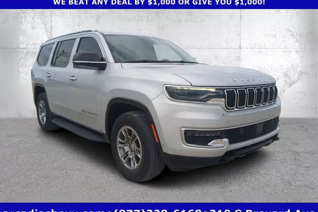 2023 Jeep Wagoneer Base photo 1