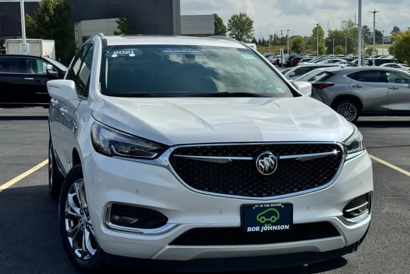 2021 Buick Enclave Avenir photo 1