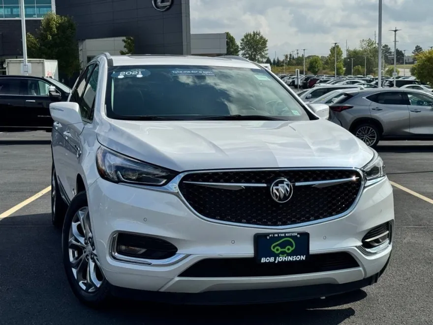 2021 Buick Enclave Avenir photo 1