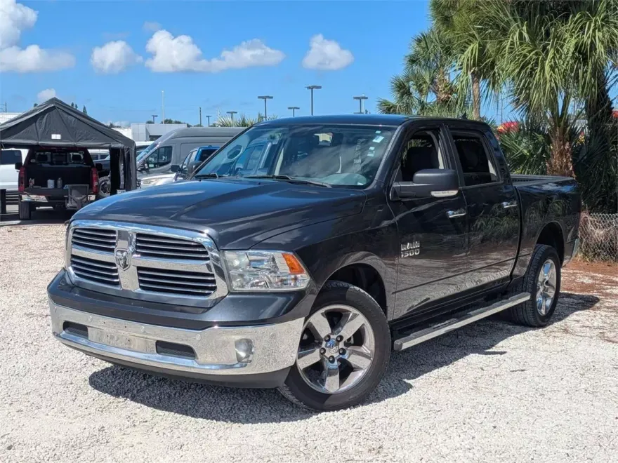 2017 Ram 1500 Big Horn photo 1