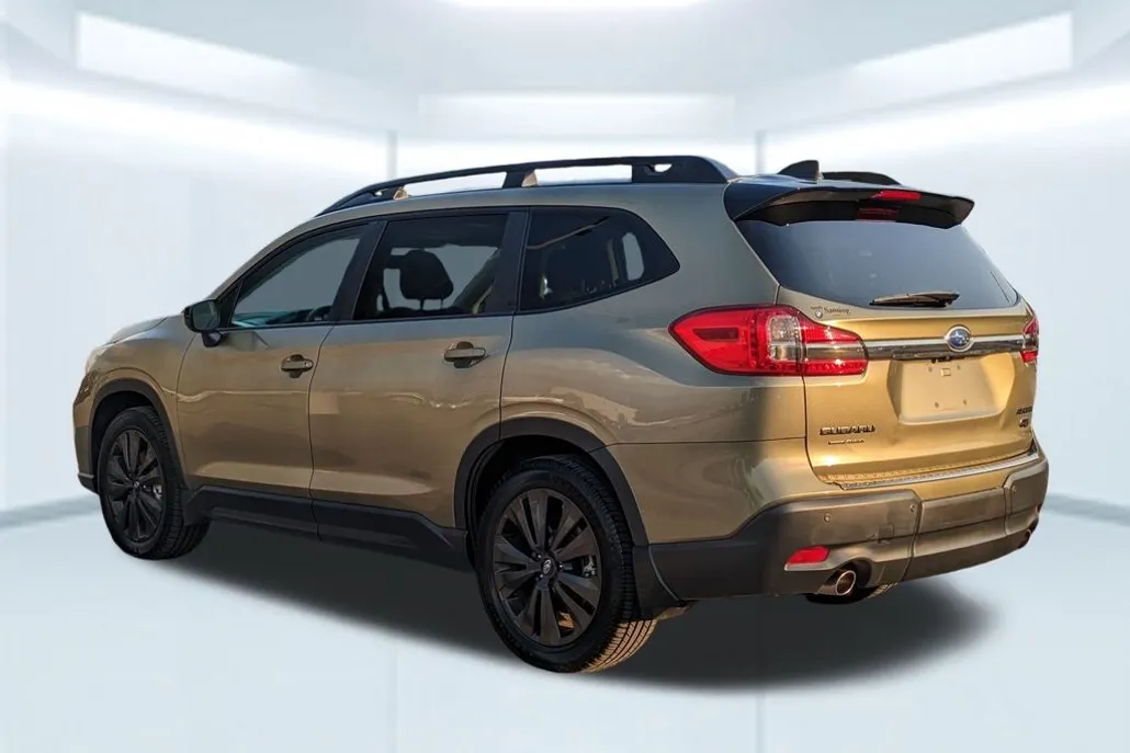 2022 Subaru Ascent Onyx Edition photo 1