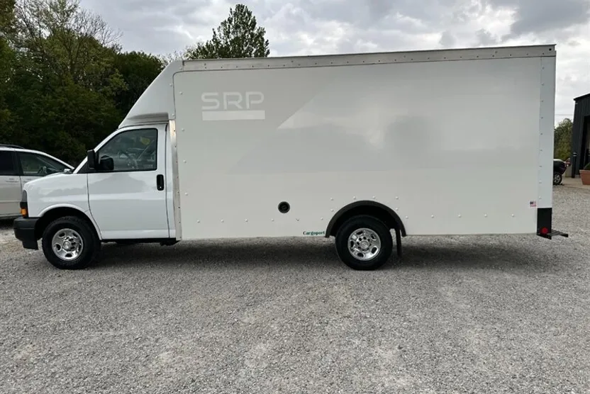2020 Chevrolet Express Cutaway Work Van photo 1