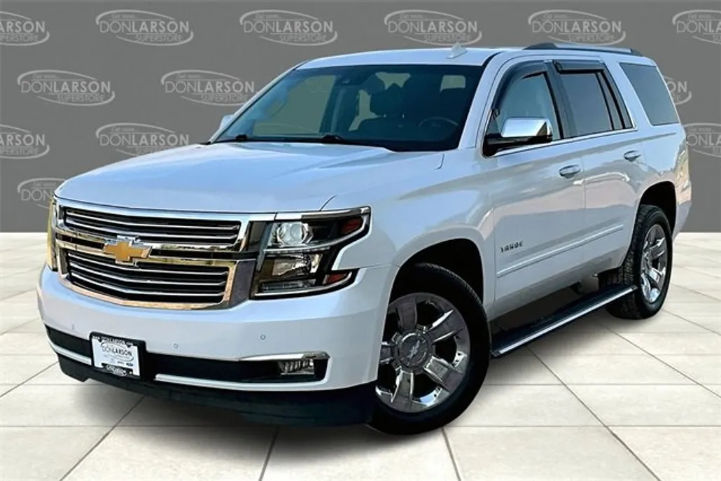 2017 Chevrolet Tahoe Premier photo 1