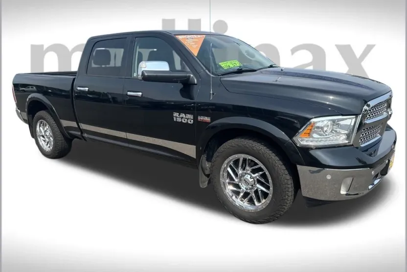 2017 Ram 1500 Laramie photo 1