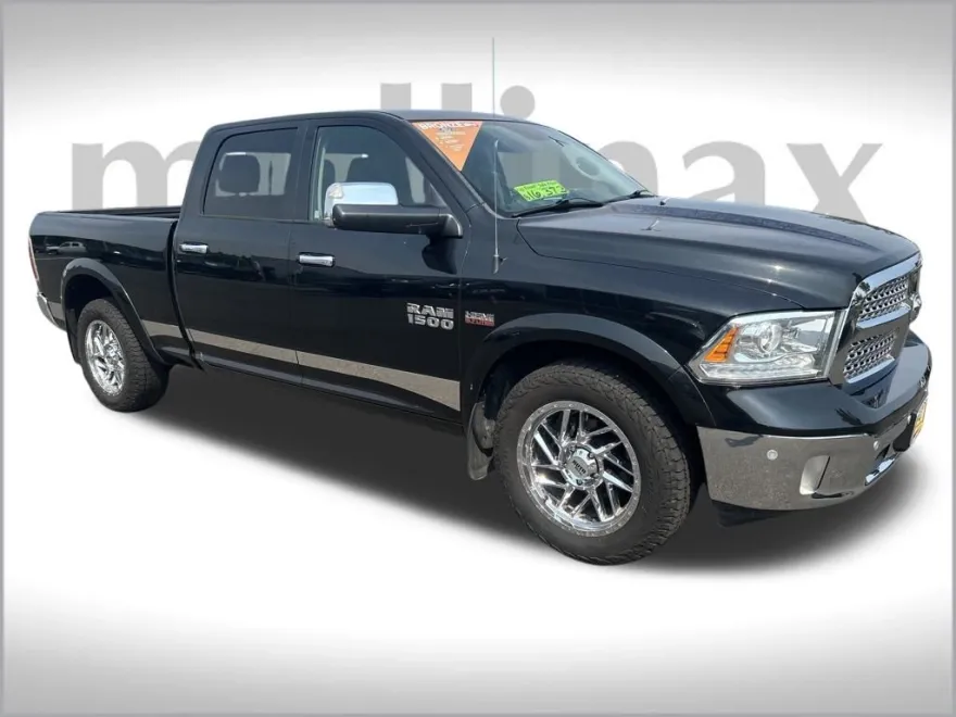 2017 Ram 1500 Laramie photo 1