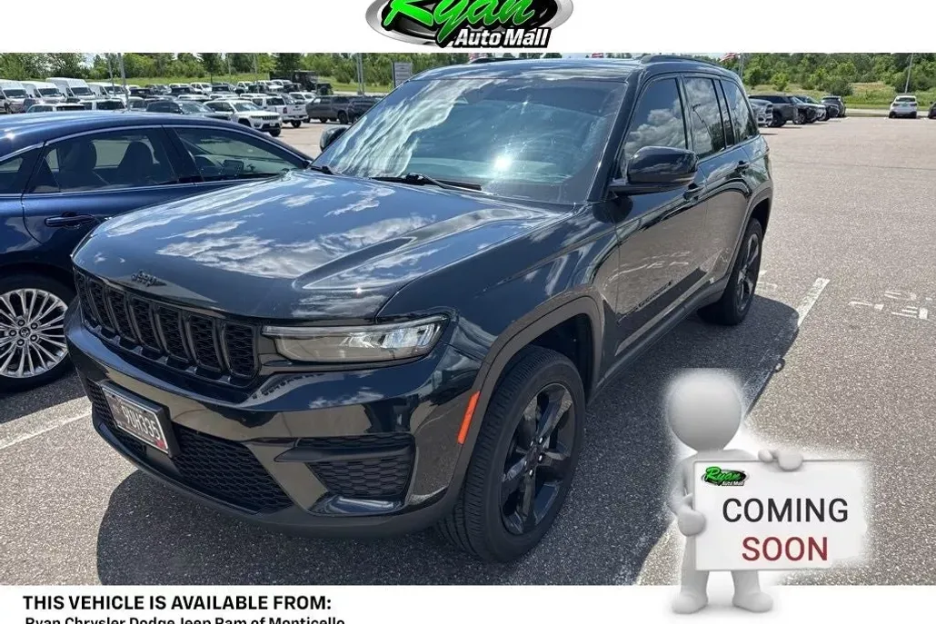 2022 Jeep Grand Cherokee Altitude photo 1