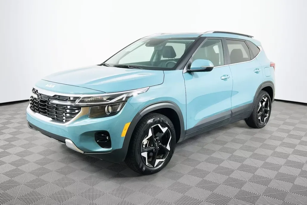 2024 Kia Seltos EX photo 1