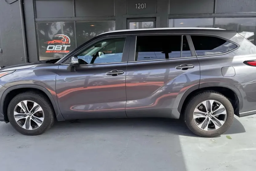 2023 Toyota Highlander Limited Platinum XLE XSE photo 1