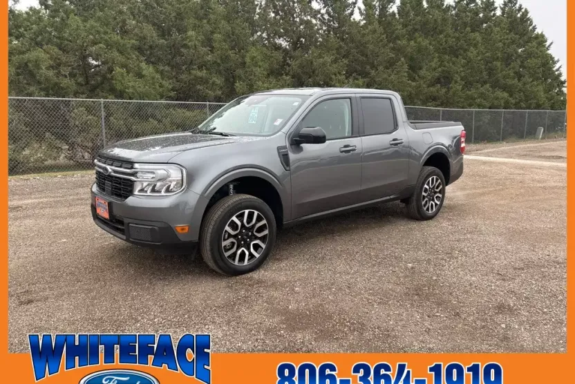 2024 Ford Maverick Lariat photo 1
