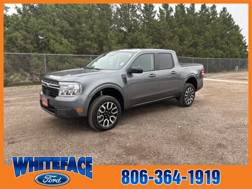 2024 Ford Maverick Lariat photo 1