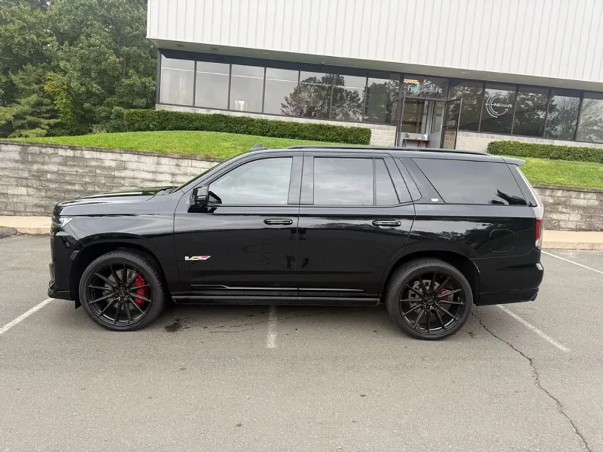 2024 Cadillac Escalade V-Series photo 1