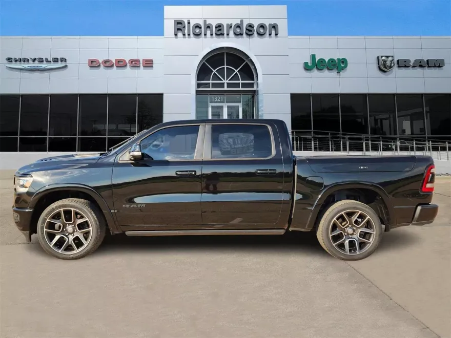 2019 Ram 1500 Laramie photo 1
