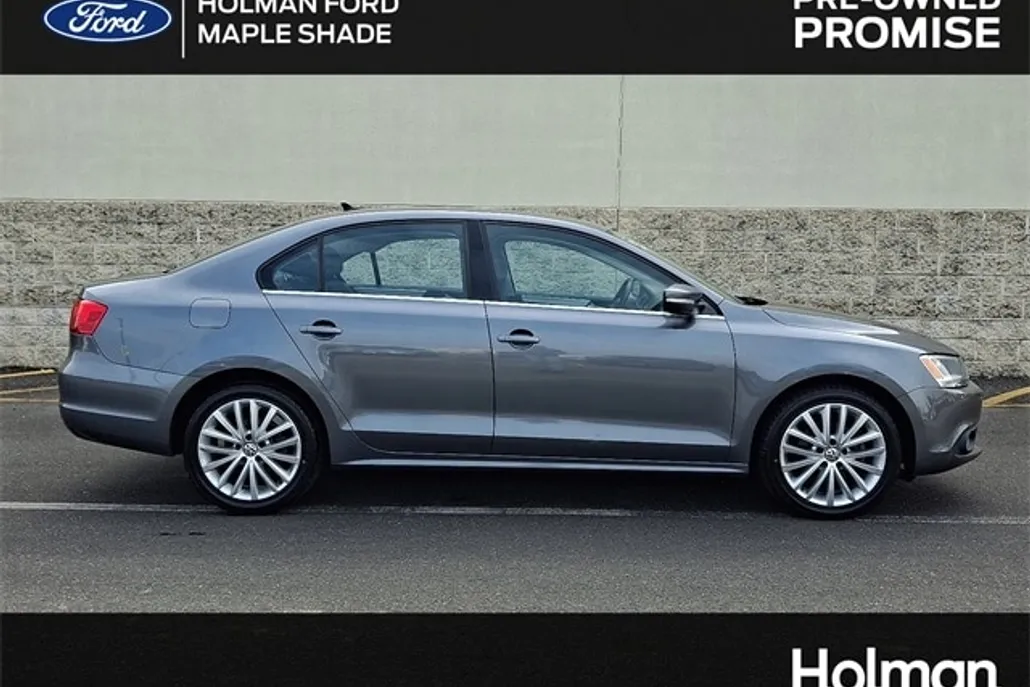 2011 Volkswagen Jetta SEL photo 1