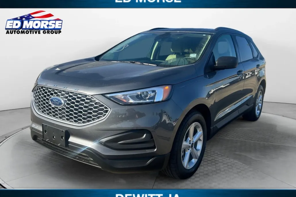 2024 Ford Edge SE photo 1