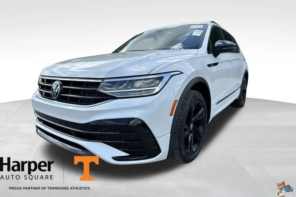2023 Volkswagen Tiguan SE R-Line Black photo 1