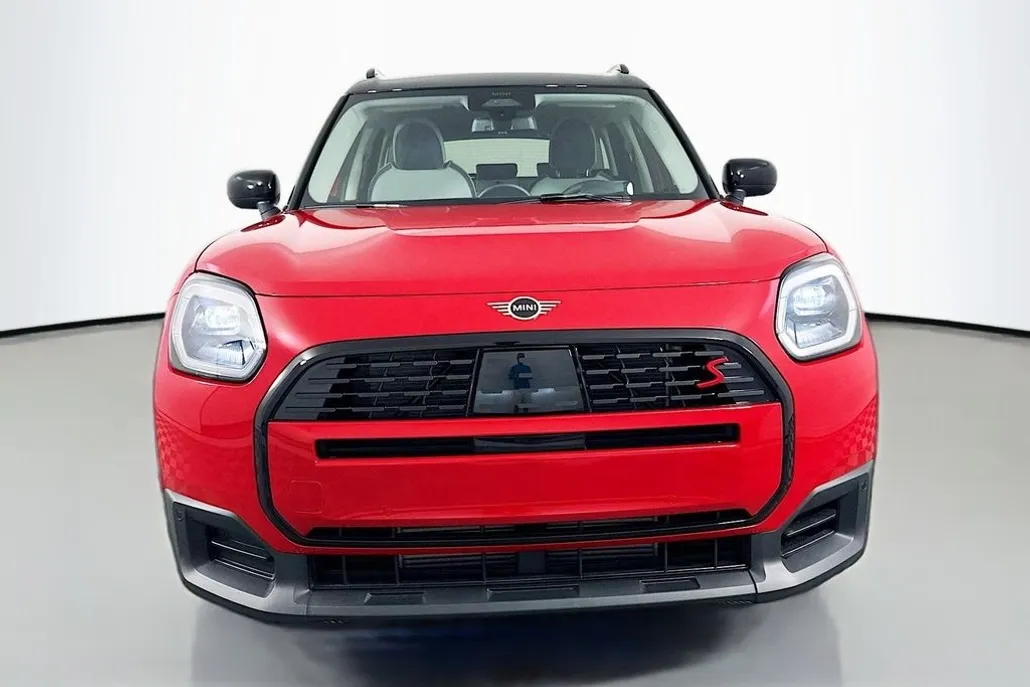 2025 Mini Countryman S ALL4 photo 1