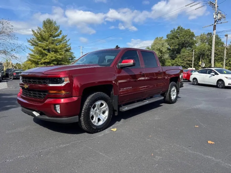 2016 Chevrolet Silverado 1500 LT photo 1