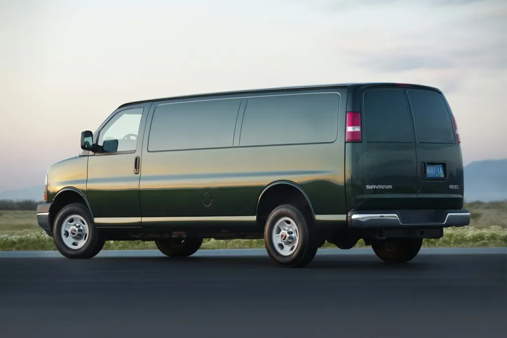2018 Gmc Savana 2500 photo 1
