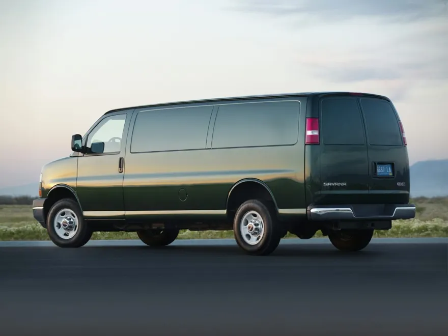 2018 Gmc Savana 2500 photo 1